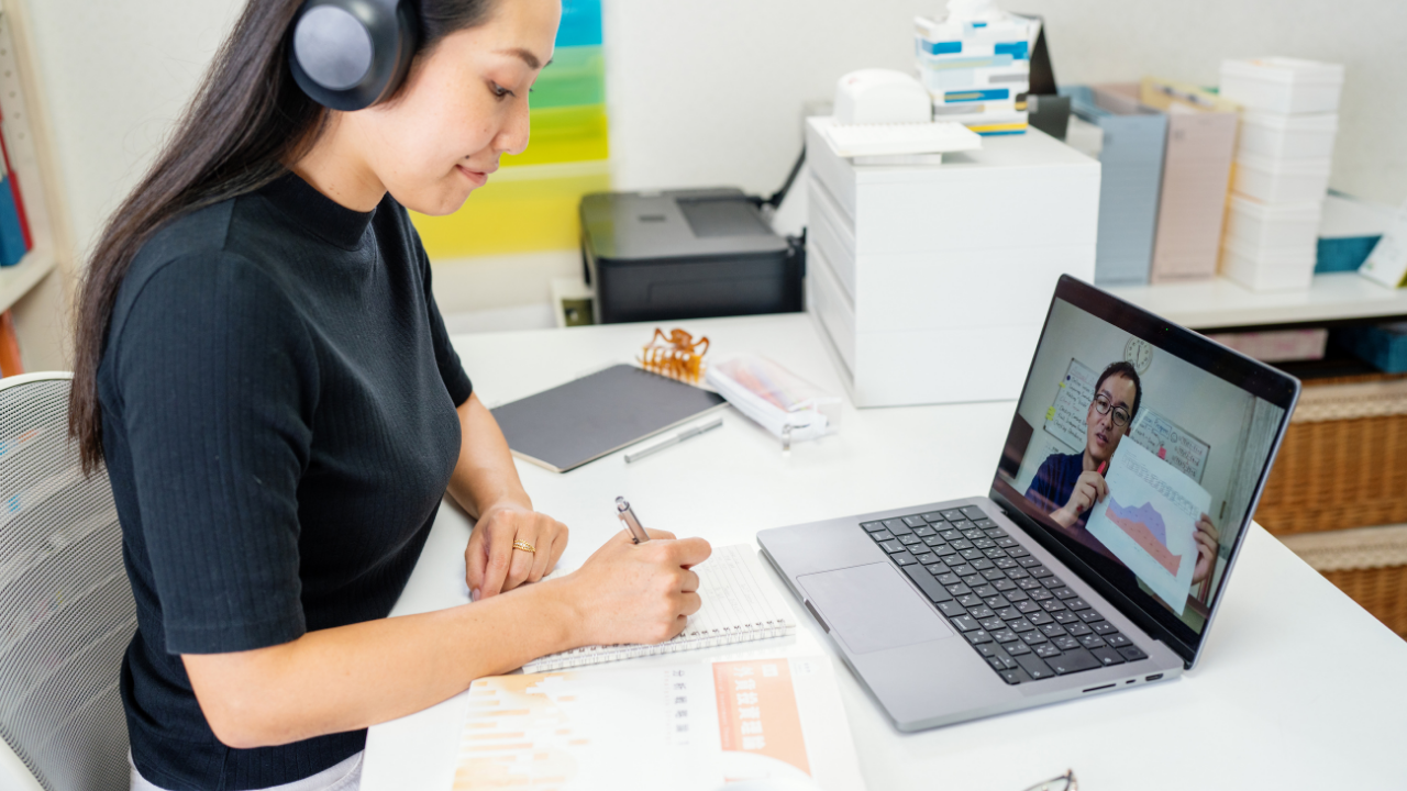 Best Online Universities for Working Adults: Top Choices for Flexible Learning in 2025