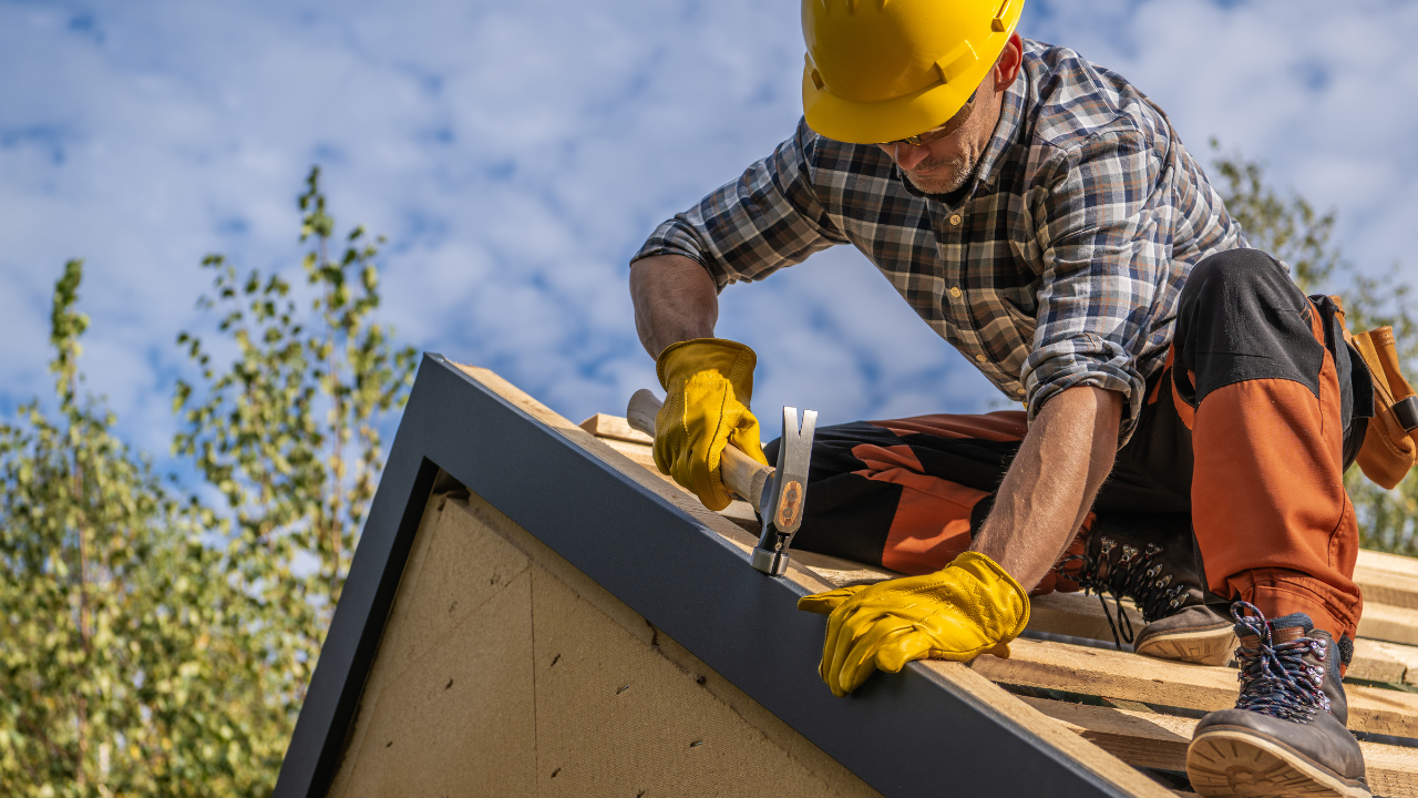 Best Roofing Contractors: How to Choose and Avoid Scams